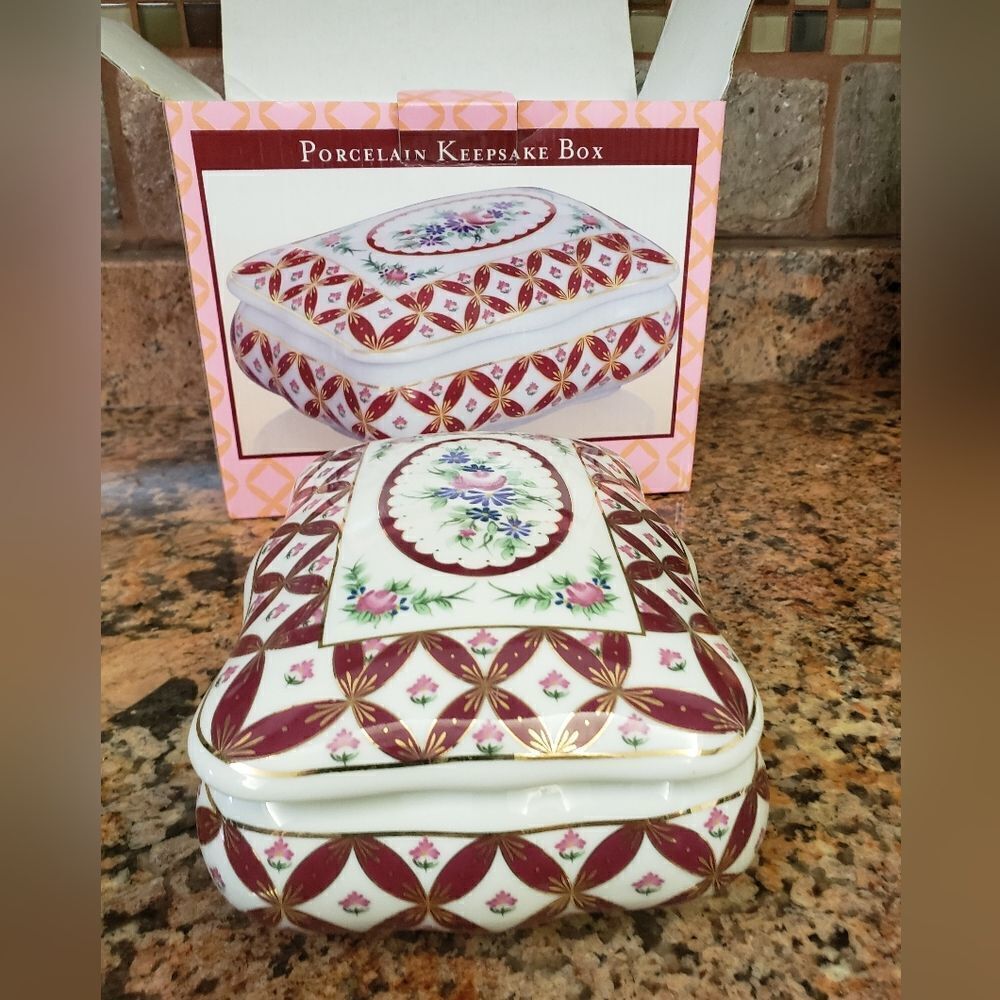 PS Designs Keepsake Box - Picture 2 of 9